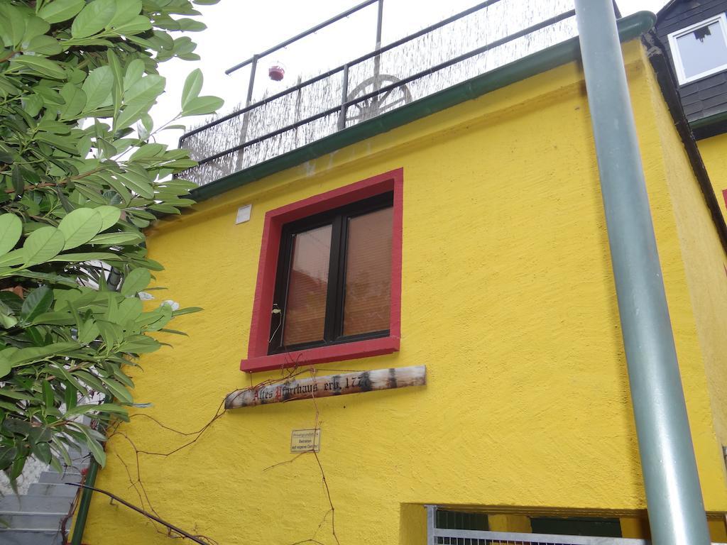 Haus Am Bachgasse - Haus Von 1777 Mit Sauna Целль-ан-дер-Мозель Екстер'єр фото